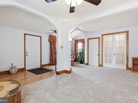 4th image of 79 Park Ave