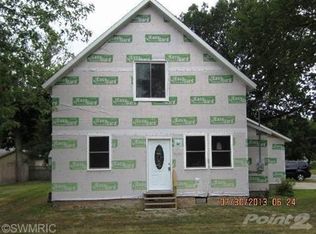 9030 3rd St, Baroda, MI 49101