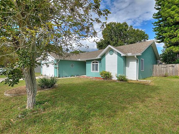 2nd image of 3305 Fox Ridge Dr