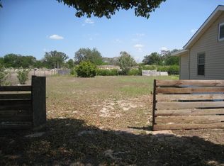 70 N Collier Ave, Avon Park, FL 33825