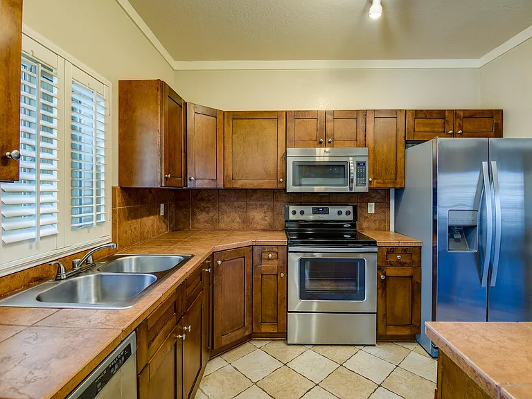 3431 W Kimberly Way #1 — Photo 8