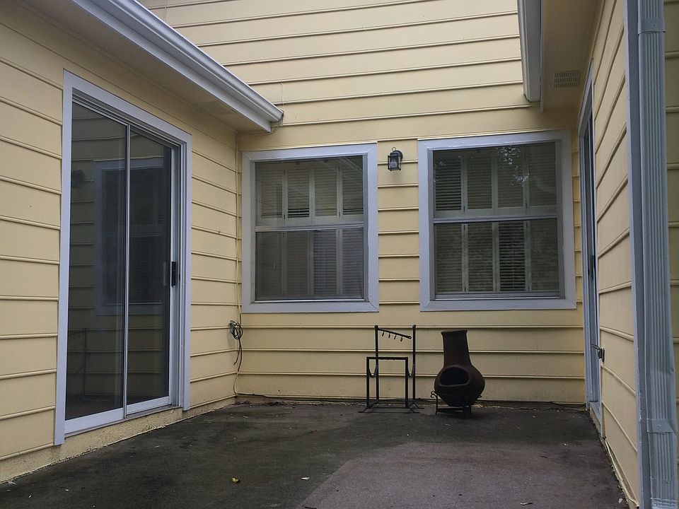 1st image of 7528 Chatham Cir