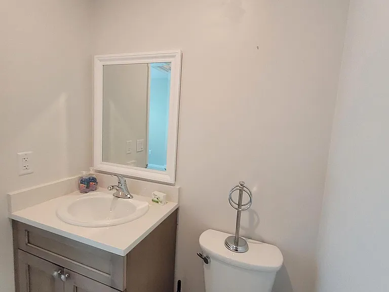 11810 SE Dixie Hwy #1 — Photo 7