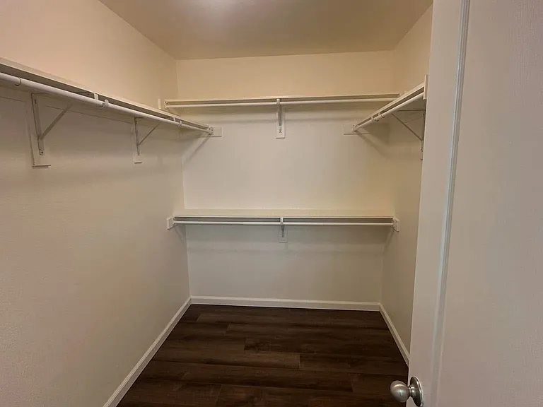 2145 Cedar Park Dr — Photo 9