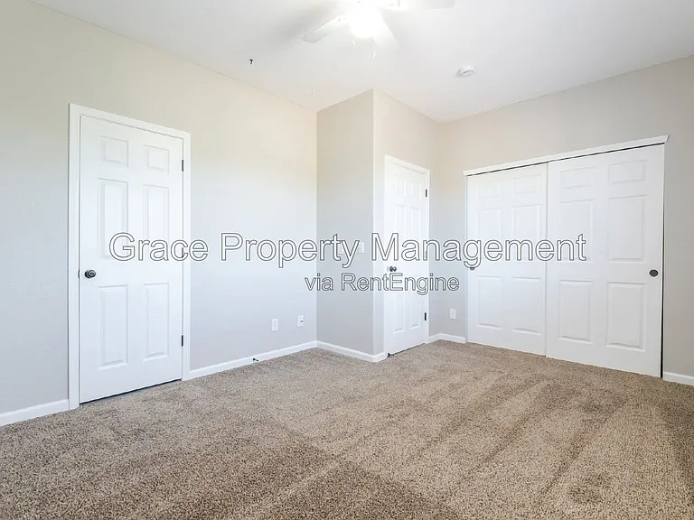 9727 Cherry Ln — Photo 13