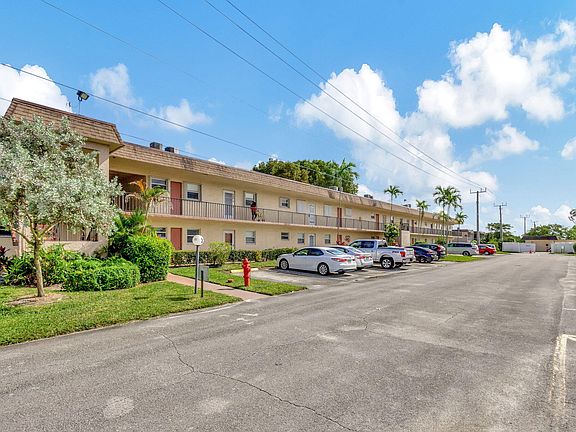 2nd image of 770 Lori Drive #240