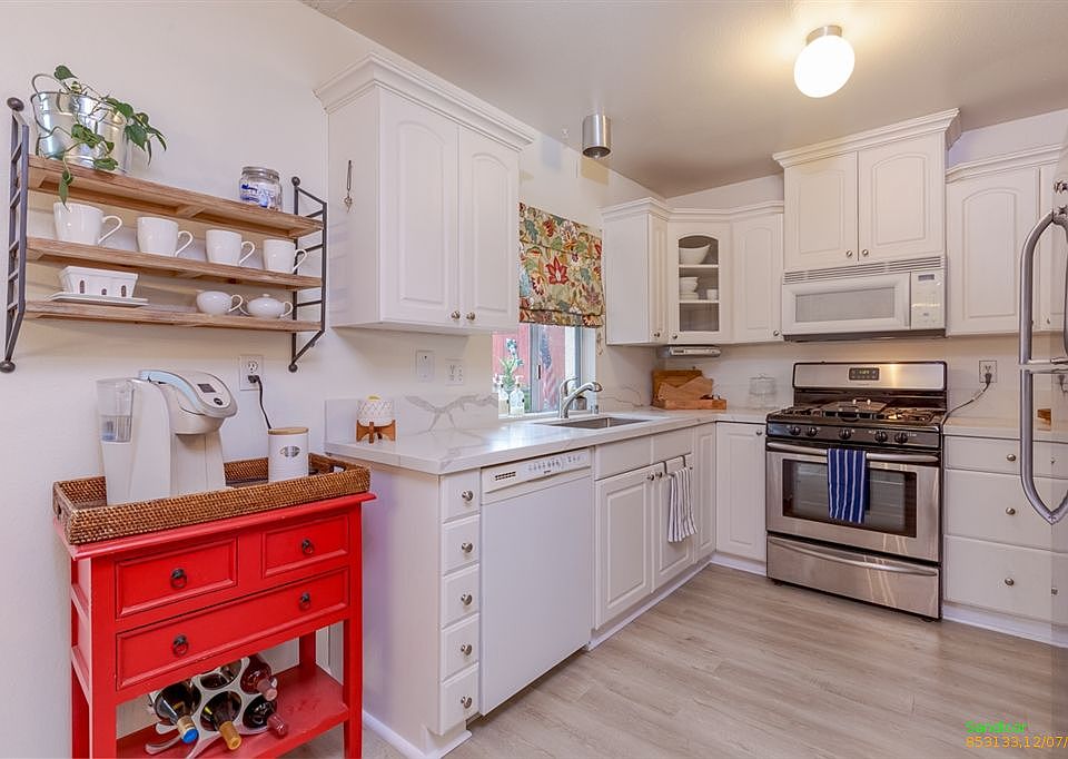 1st image of 807 S Mollison Ave Unit 29