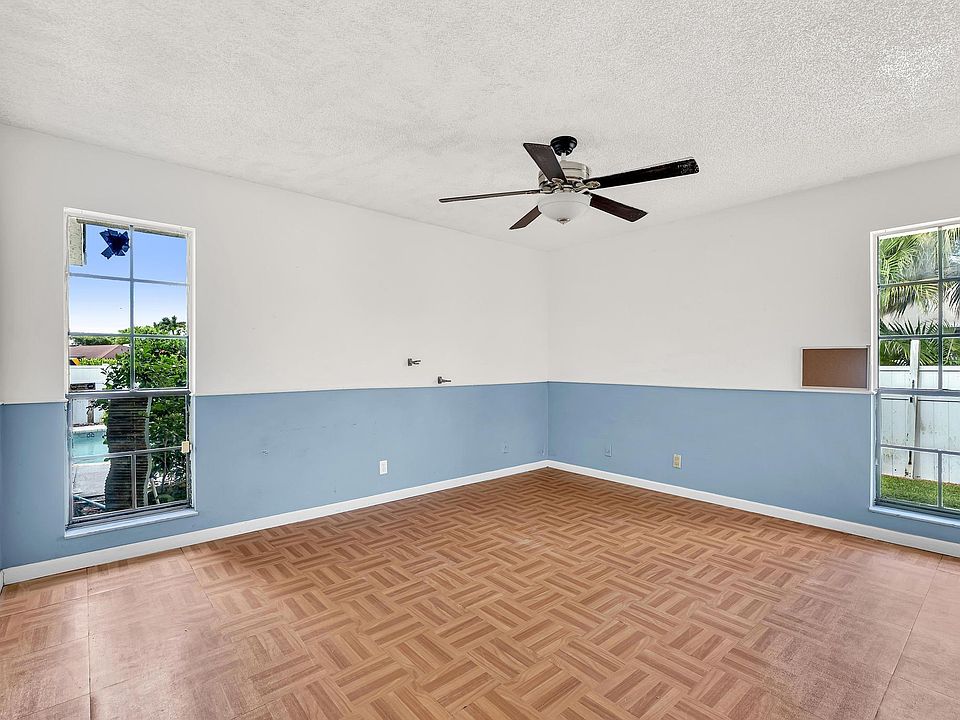 1st image of 2821 Belmore Court