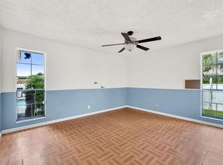 2821 Belmore Ct, Wellington, FL 33414