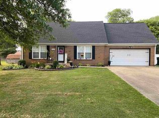 9300 Shoreline Dr, Wadesville, IN 47638