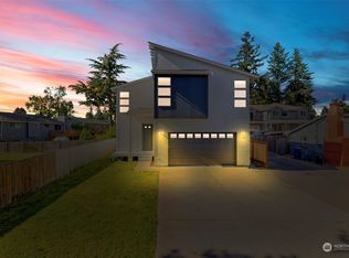 424 SW 124th St, Burien, WA 98146