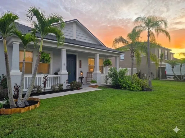 5915 NW Brianna Court, Port St Lucie, FL 34986