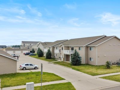 4000 McKenzie Dr SE #7, Mandan, ND, 58554