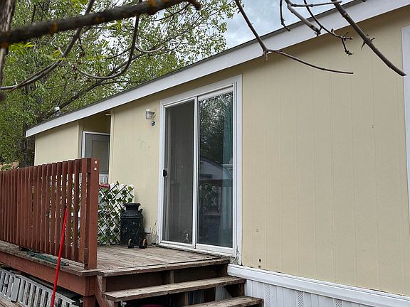 2nd image of 514 N Sawyer St #B27