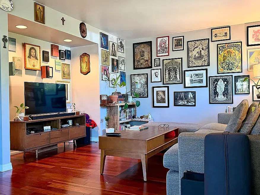 2 bed, 1100 sqft, $2,200 — Photo 3