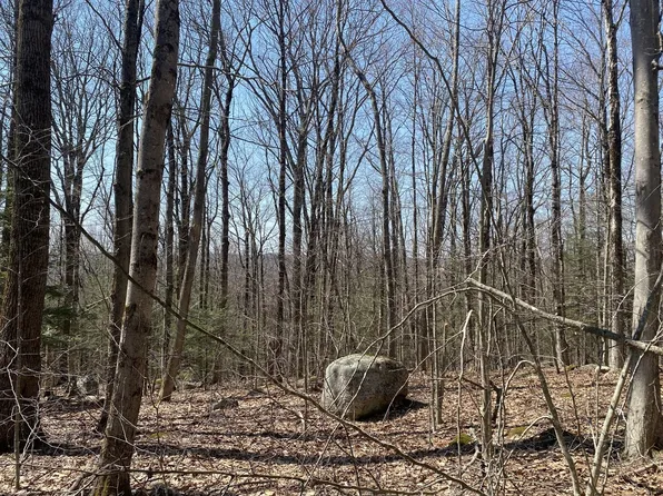 15 Colebrook River Rd, Granville, MA 01034