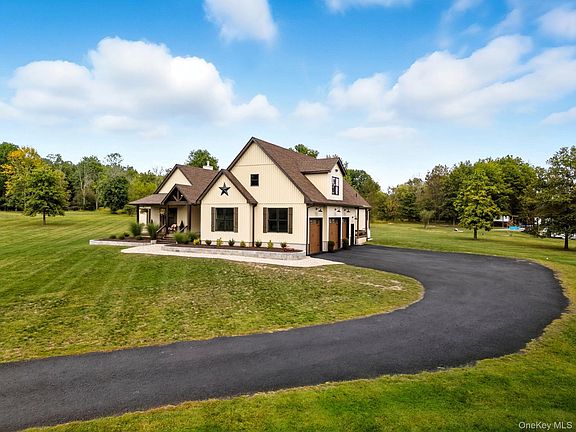 2nd image of 11 Knolls Road