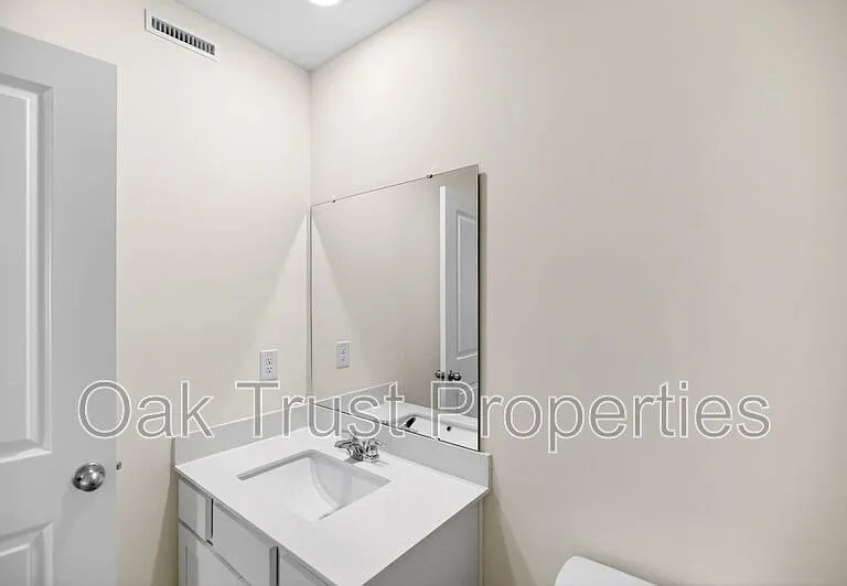502 Townsford Ln — Photo 23