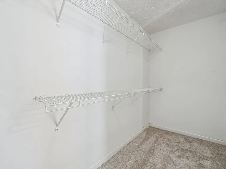 1345 Holleybrooke Dr — Photo 23