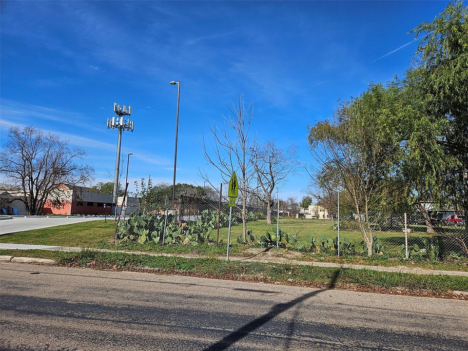1st image of 0 Dahlia St Lot 10-11