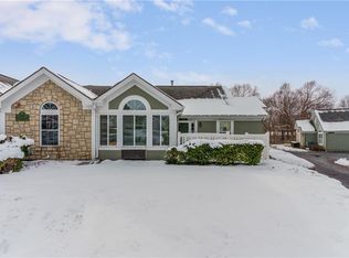 7222 Meadow View St, Shawnee, KS 66227