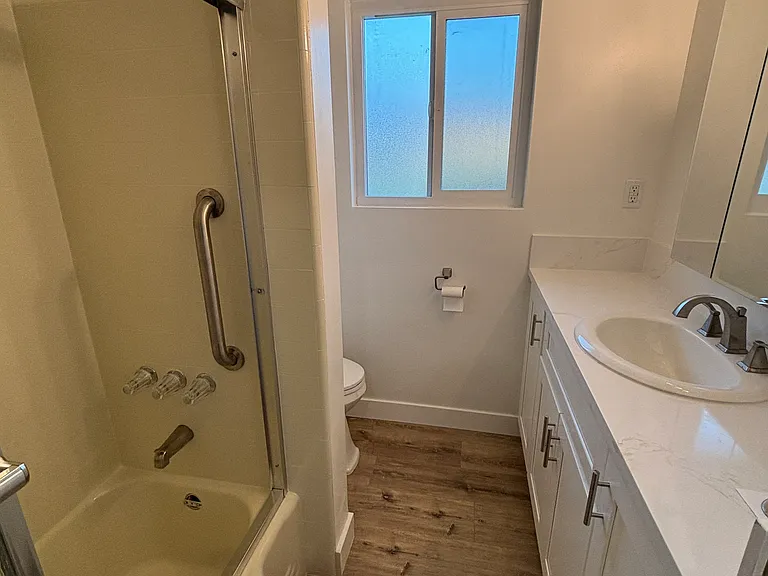511 Ridgeway Ln #1 — Photo 15