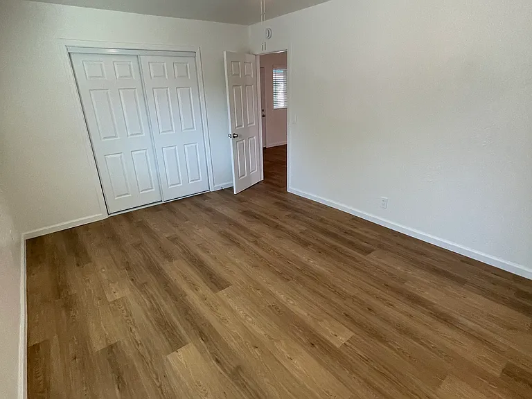 4009 Lake Isabella Blvd #3 — Photo 3