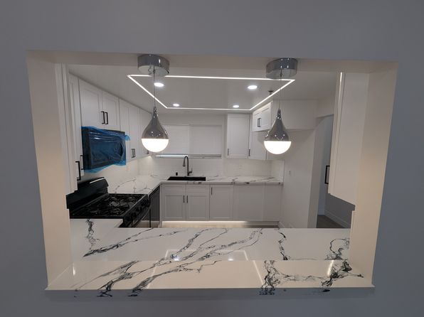 2905 Montrose Ave APT 410