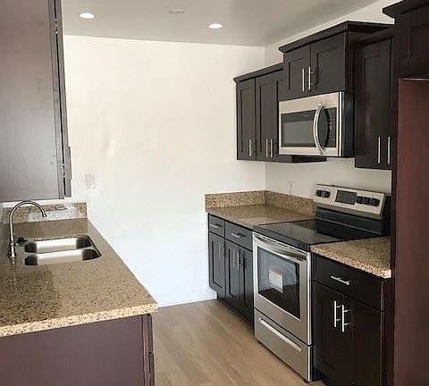 4th image of 15651 Dickens St APT 308