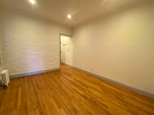 Rented by REAL New York | media 4