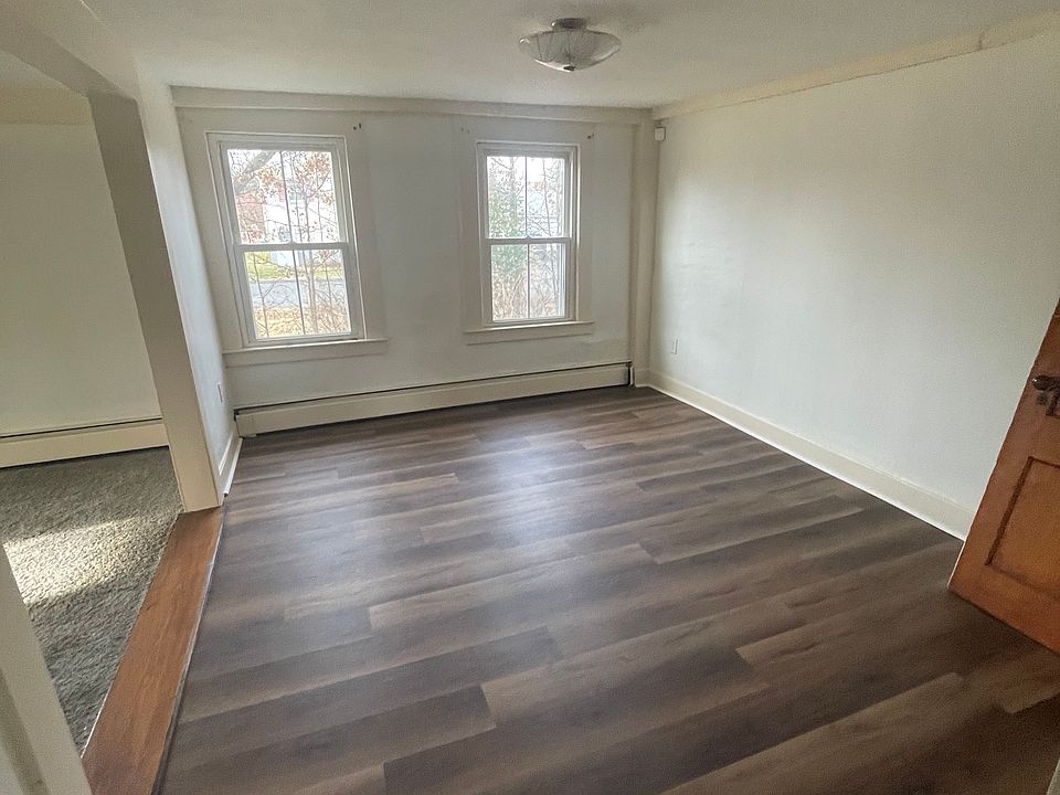 2nd image of 53 Lewis St
