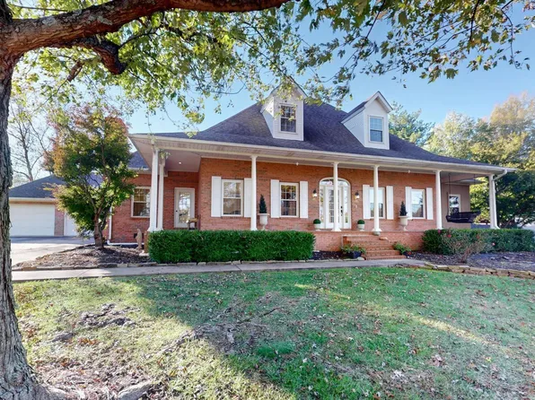 125 Rosemont Dr, Paducah, KY 42001
