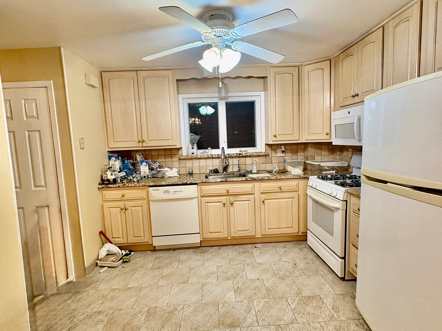 4 bed, $3,100 — Photo 3