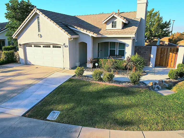 2842 Flora Springs Way — Photo 10