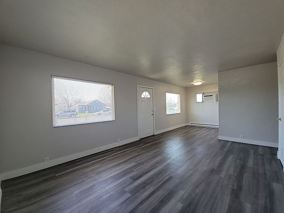4th image of 1101 W Margaret St APT A