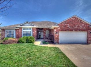 3300 Lake Town Dr, Columbia, MO 65203
