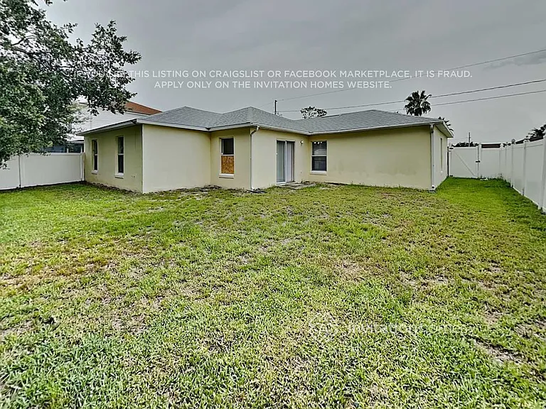 550 Dove Ct — Photo 17