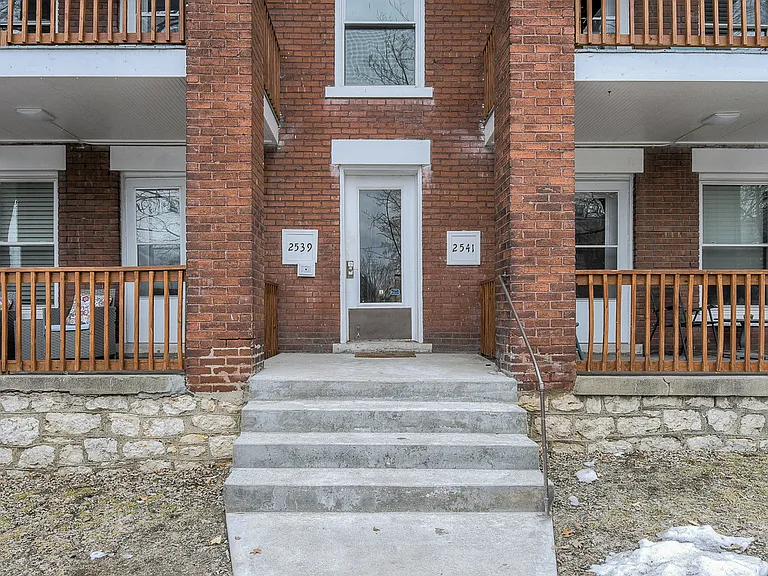 2541 Cherry St #3S — Photo 27