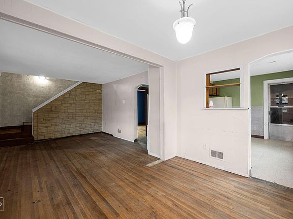 3224 E 37th Ave, Lake Station, IN 46405 MLS 541537 Zillow