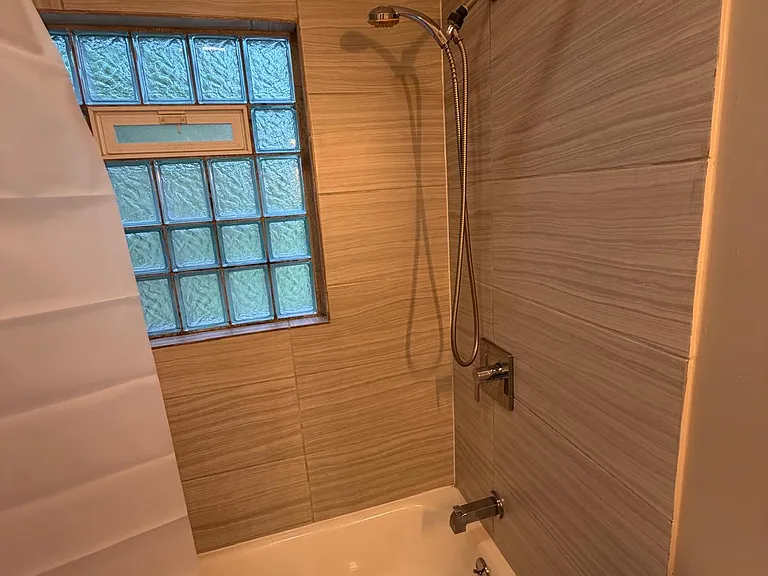 6524 Rainbow Ln — Photo 12