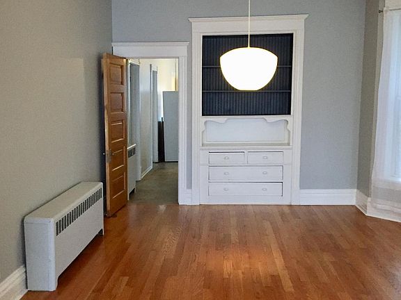 3rd image of 3448 W Wrightwood Ave #1