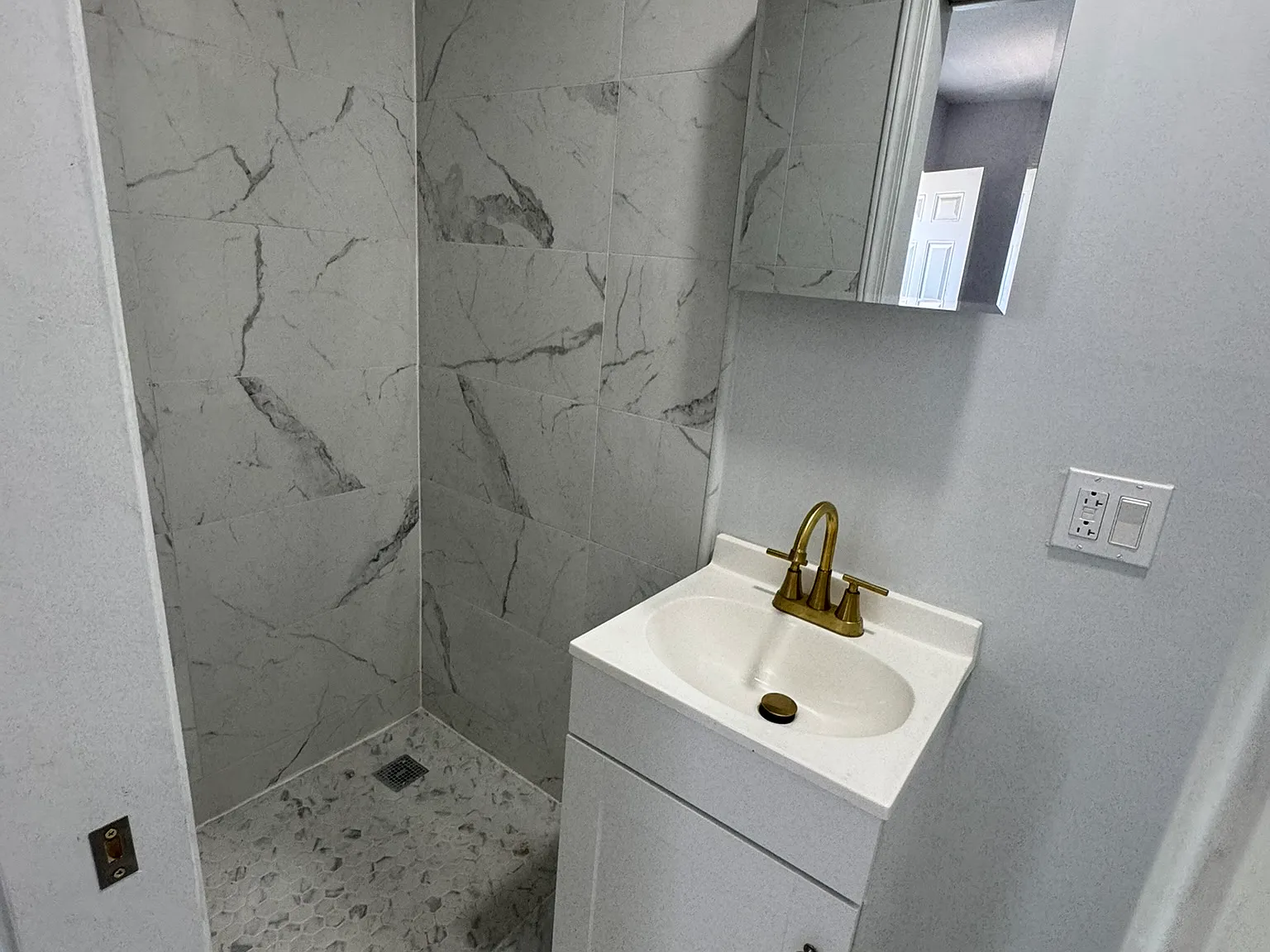 1 bed, $1,350 — Photo 4