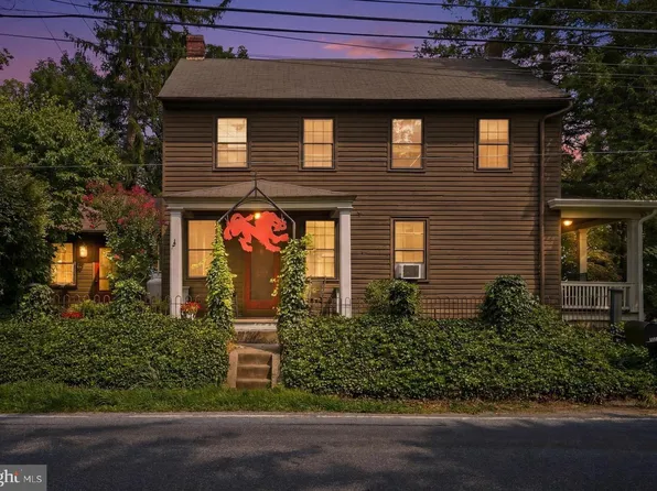 327 E Street Rd, Kennett Square, PA 19348