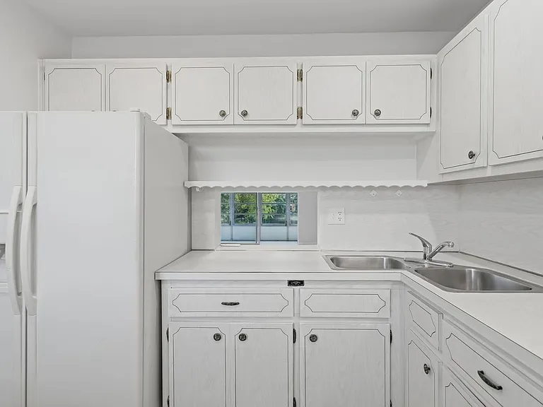 5335 NW 10th Ct #206 — Photo 27