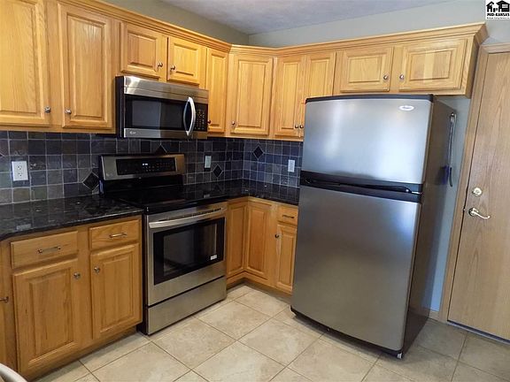 5th image of 315 E 37th Ave