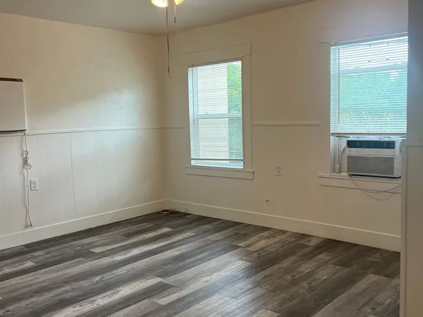 1516 F St, Modesto, CA 95354