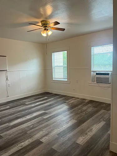1516 F St Photo 1