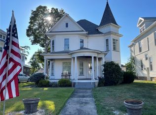 433 S 4th St, Coshocton, OH 43812