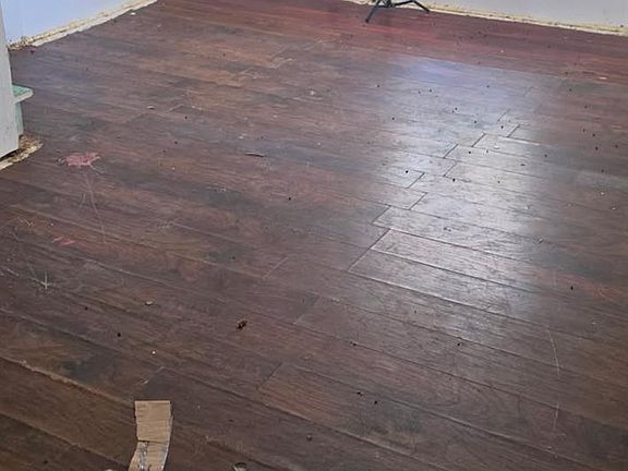 4th image of 157 Quaker Rd