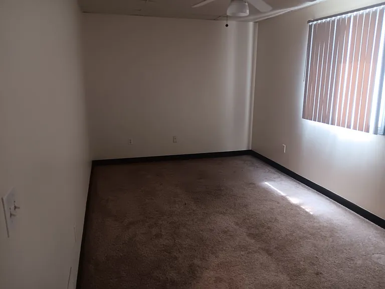 11510 N Main St #1 — Photo 7